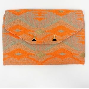 NWOT STELLA & DOT southwest clutch